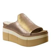 Load image into Gallery viewer, Naked Feet Flow GOLD