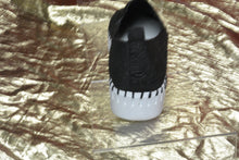 Load image into Gallery viewer, Very G Moxie Black
