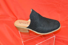 Load image into Gallery viewer, Very G Queen Black Mule

