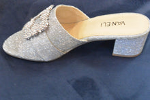 Load image into Gallery viewer, Vaneli Odayle
