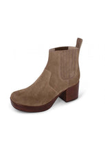 Load image into Gallery viewer, Chocolat Blu VEERA Bootie
