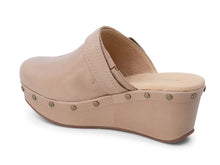 Load image into Gallery viewer, Chocolat Blu YOGI in Beige
