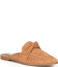 Load image into Gallery viewer, Steve Madden- Camel Sued
