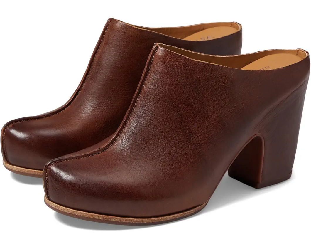 Sagano Brown by Kork Ease